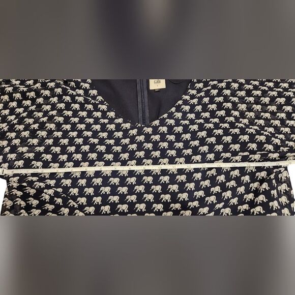 Cabi 5345 Blouse Elephant Parade  Print Navy Blue White Short Sleeve Sheer S - Picture 10 of 12